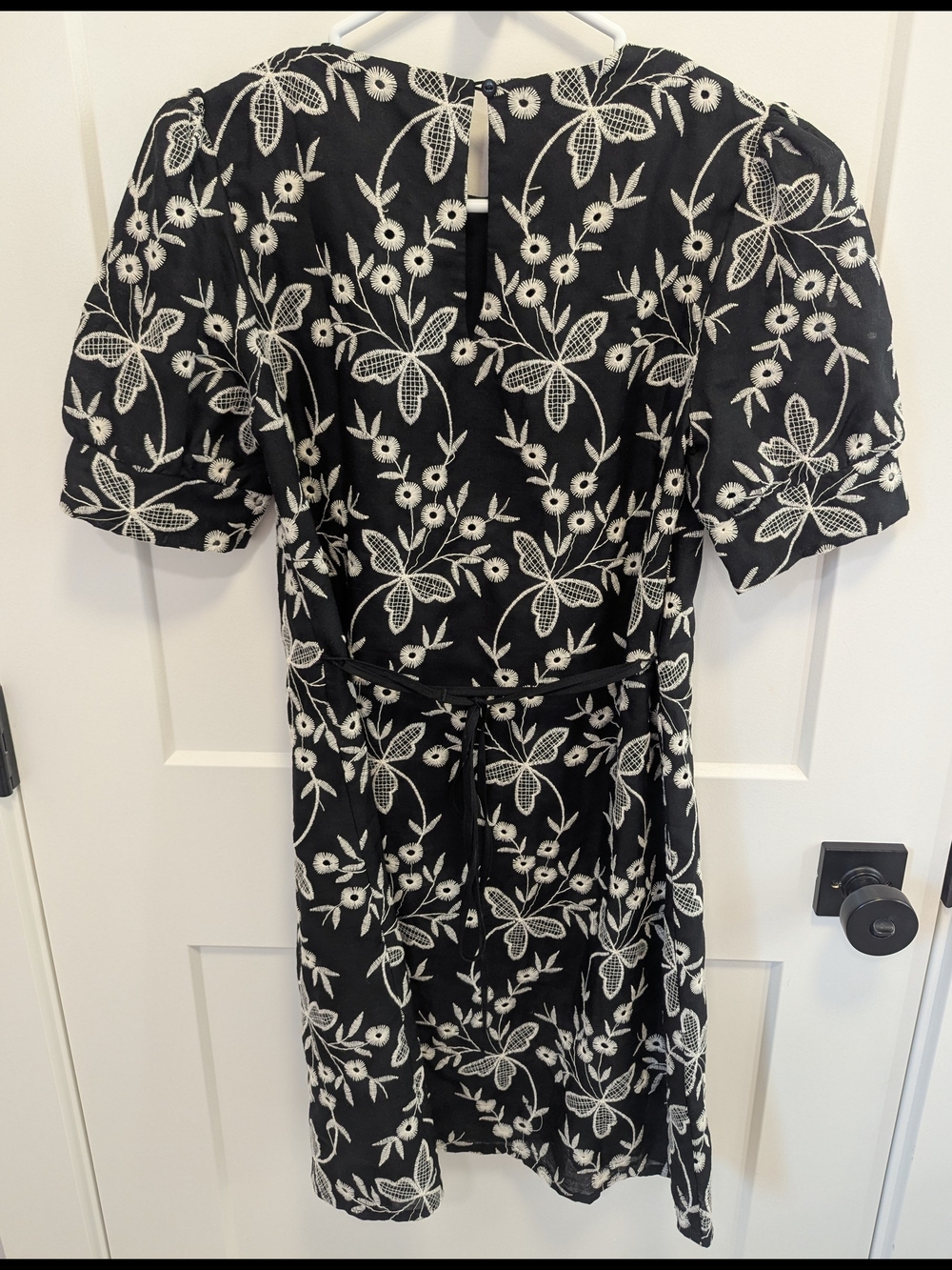Lipsy London Black & White Embroidered Puff Sleeve Mini Dress - Picture 6 of 9